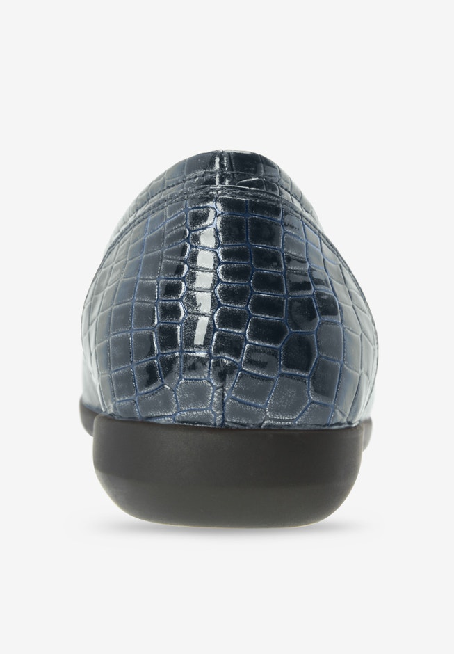 The Leisa Slip On Flat image number 2