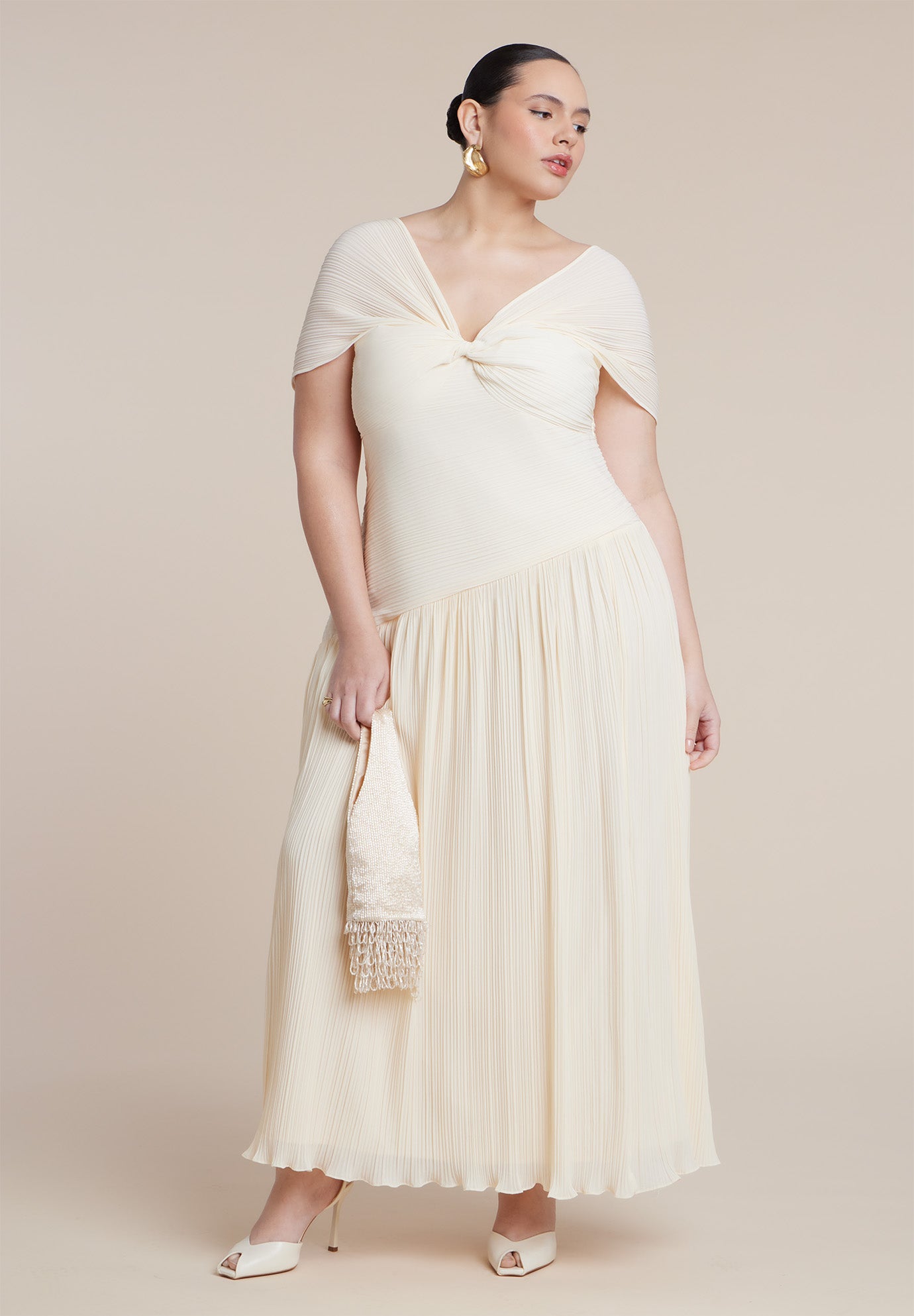 Twist Detail Pleated Chiffon Dress image number 1