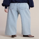 Snap Front Midrise Jean image number null