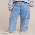 Low Rise Pocket Detail Loose Jean image number null