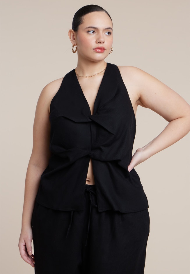 Twisted Linen Halter Top image number 3