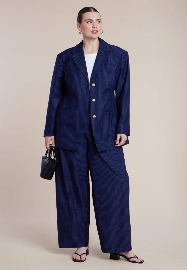 Nipped Waist Blazer With Back Adjuster image number 3