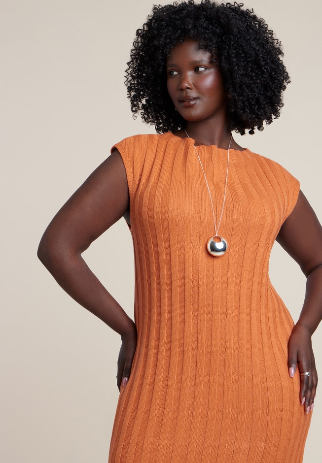 Short Sleeve Ribbed Sweater Maxi Dress image number 2