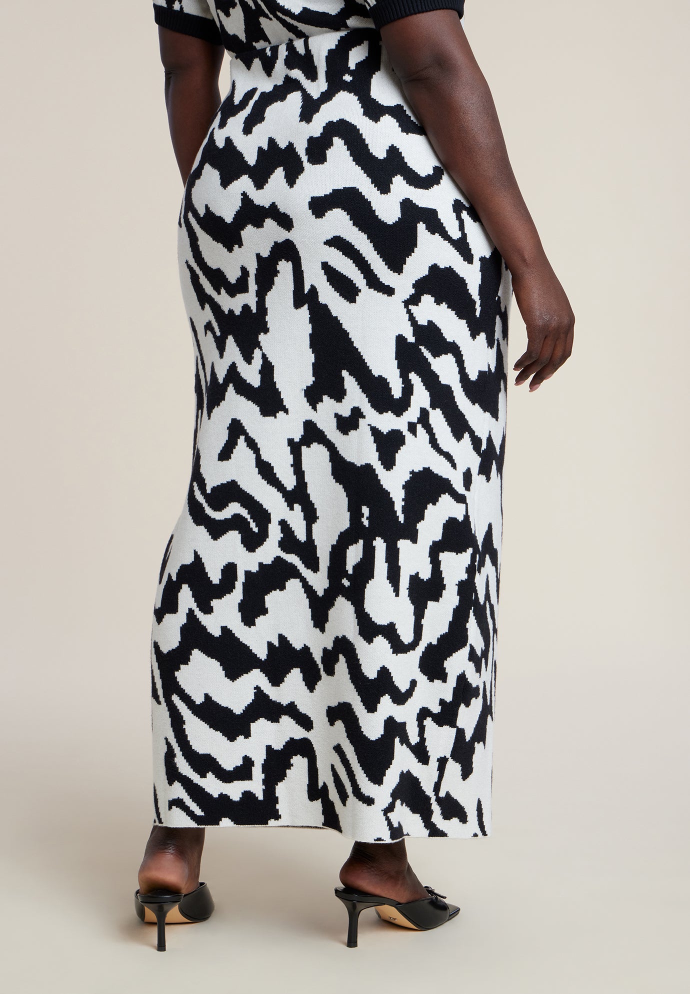 Intarsia Sweater Maxi Skirt image number 2