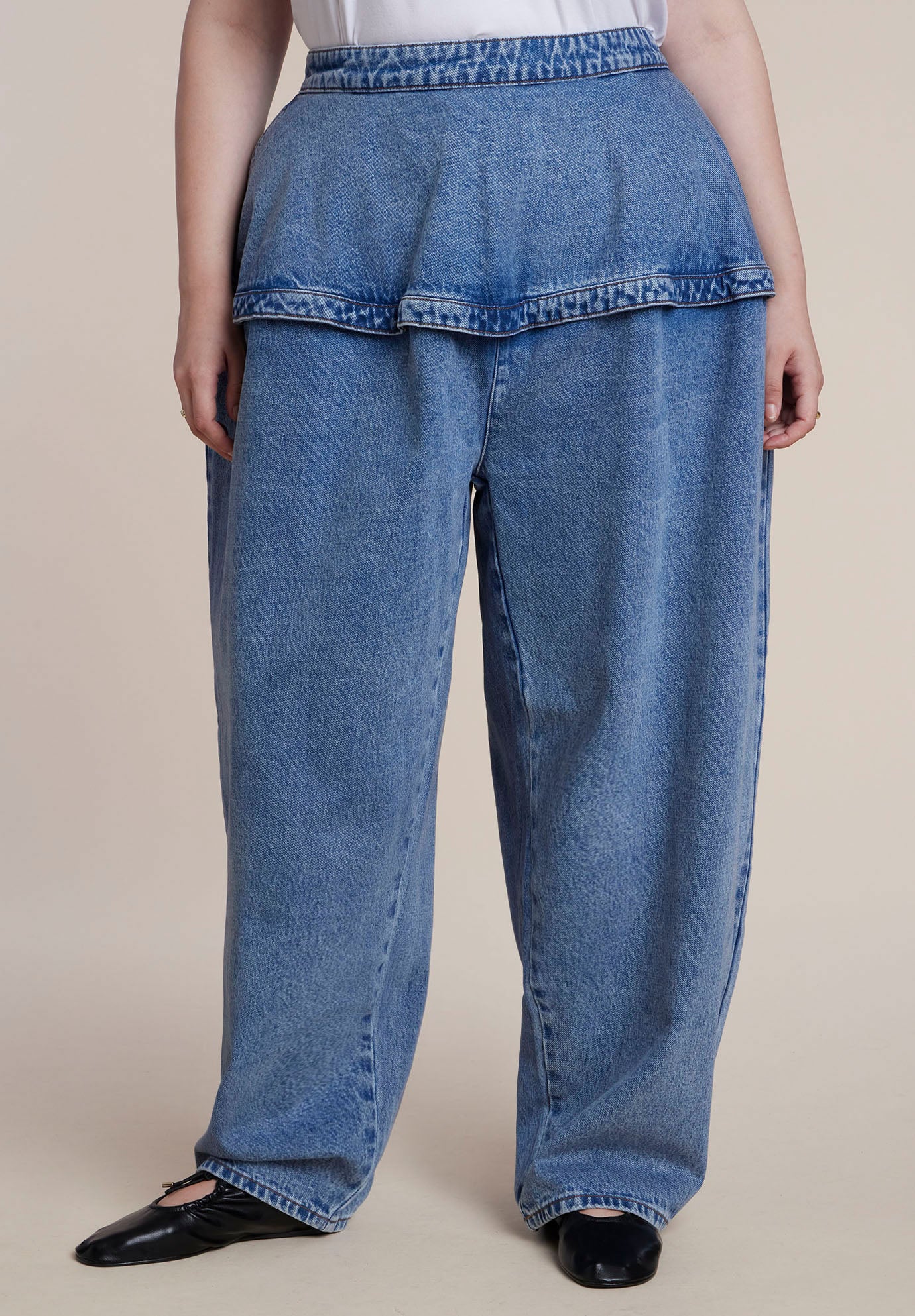 Peplum Seam High-Rise Jean image number 1