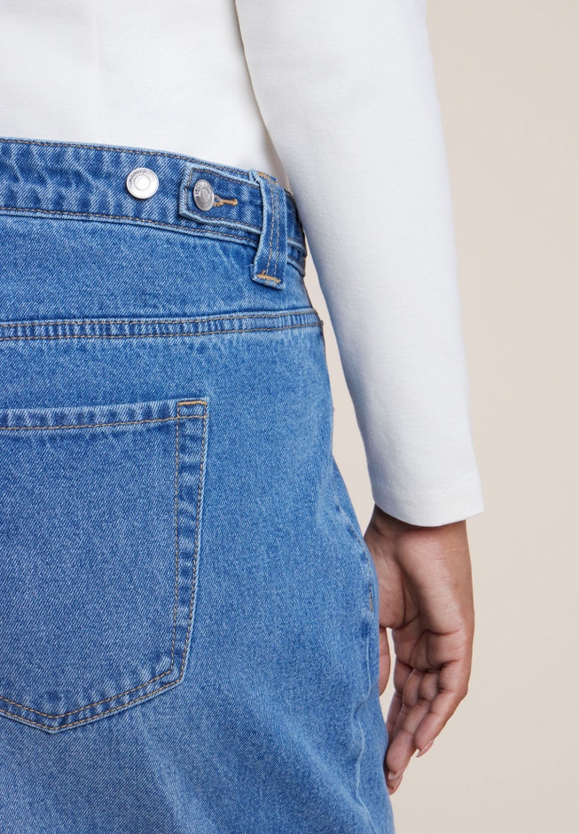 Adjustable Wide-Leg Jeans image number 3