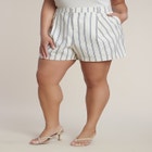 Striped Short With Pleat image number null