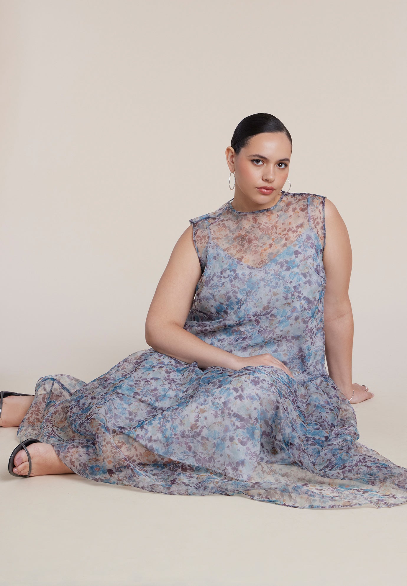 Printed Organza Drop Waist Midi Dress image number 4