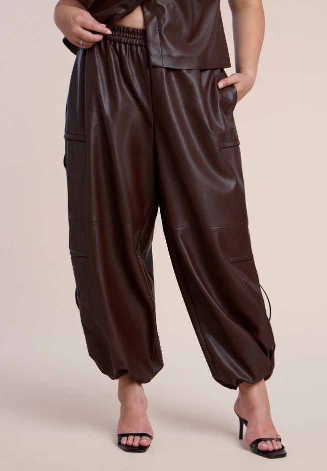 Zipper Detail Faux Leather Jogger image number 1