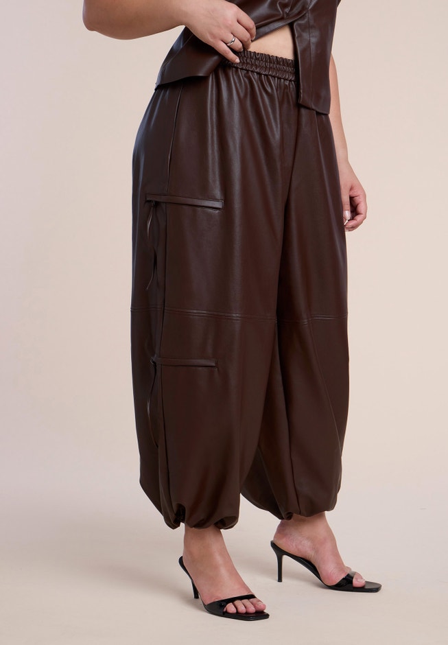 Zipper Detail Faux Leather Jogger image number 2