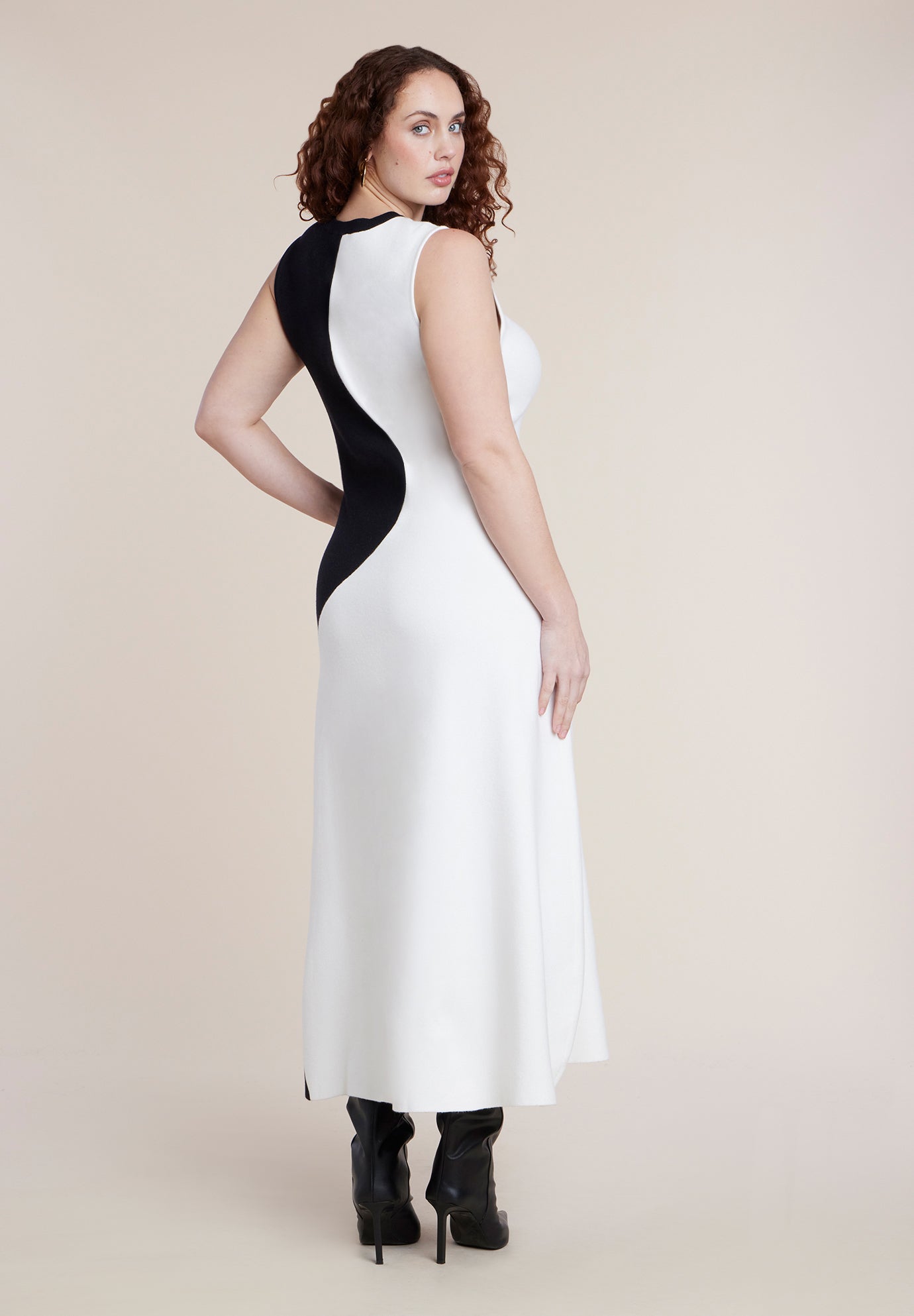 Colorblocked Intarsia Knit Maxi Dress image number 1