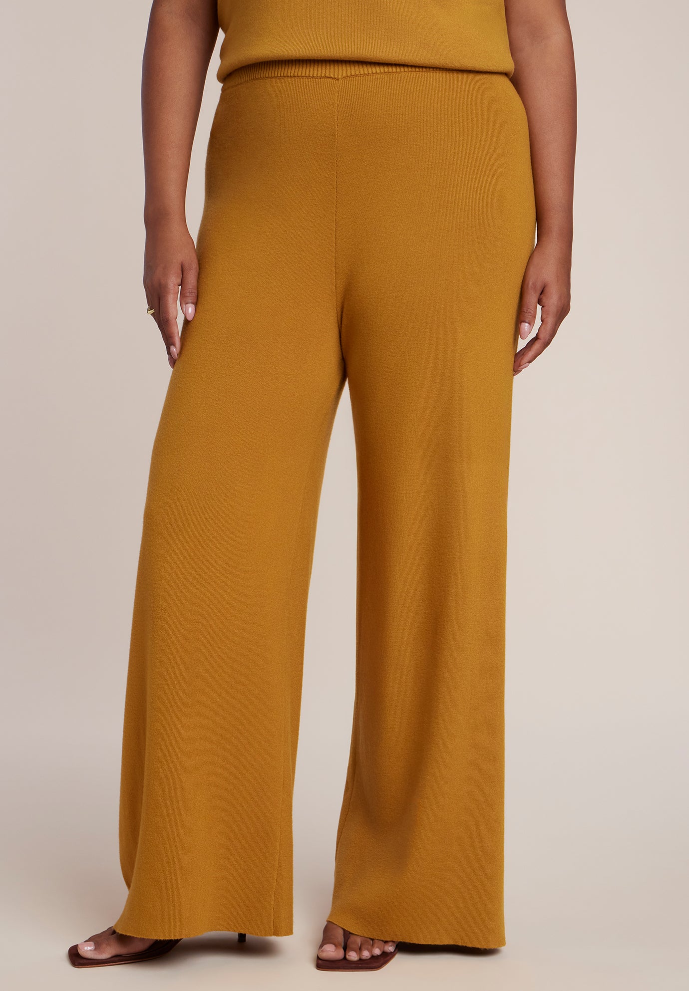 Wide-Leg Sweater Pant image number 0