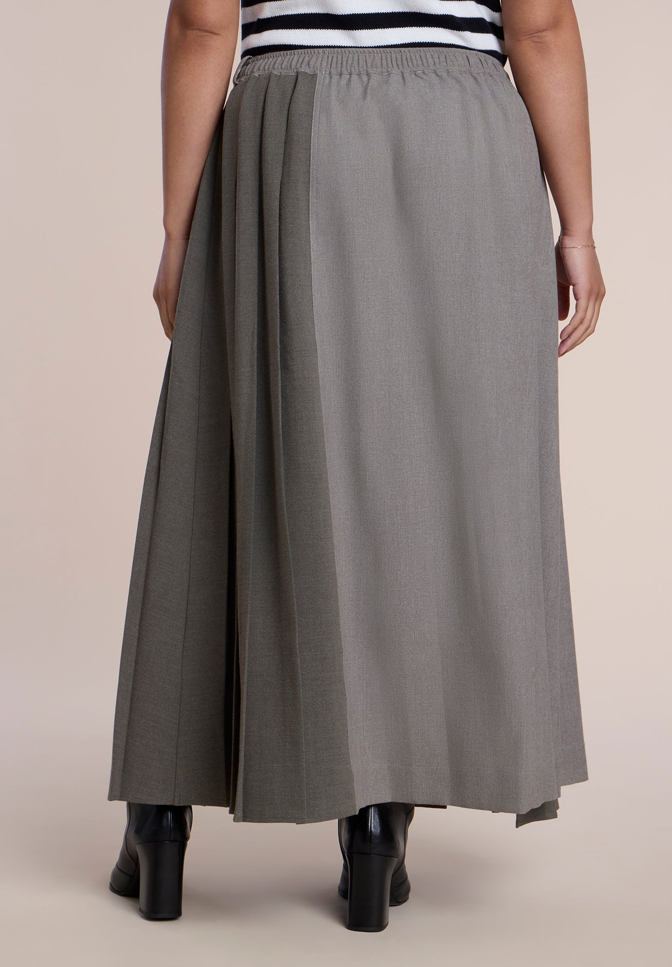 Pleated Wrap Maxi Skirt image number 2