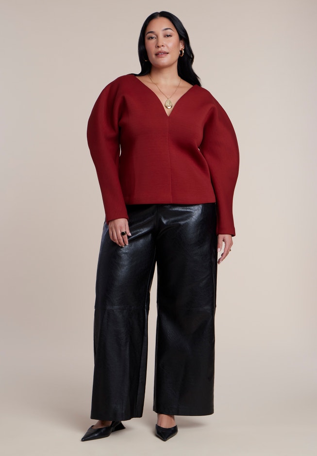Round Sleeve V-Neck Top image number 4