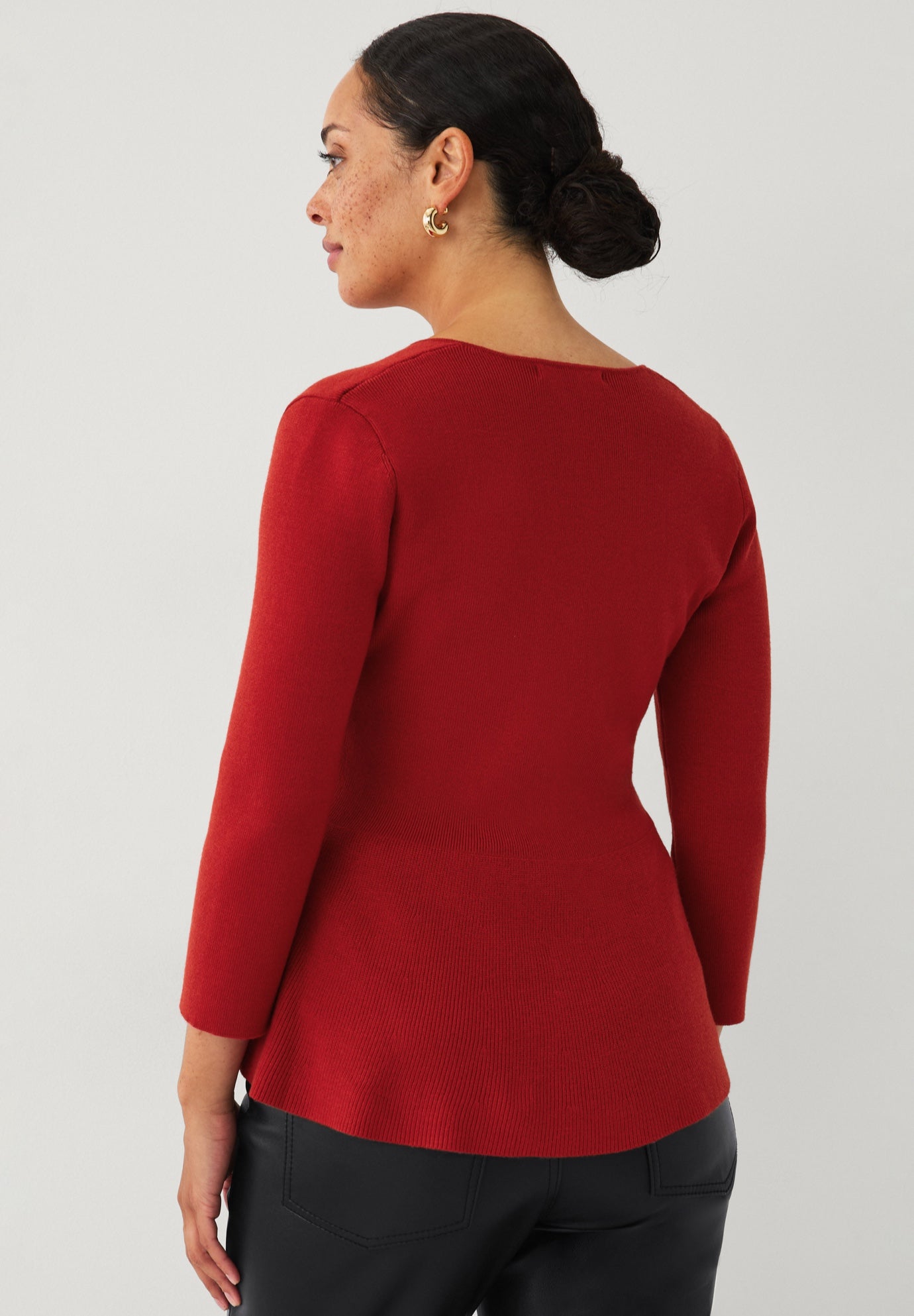 Fine Knit V-Neck Three-Quarter Sleeve Ribbed Peplum Pullover Sweater image number 1