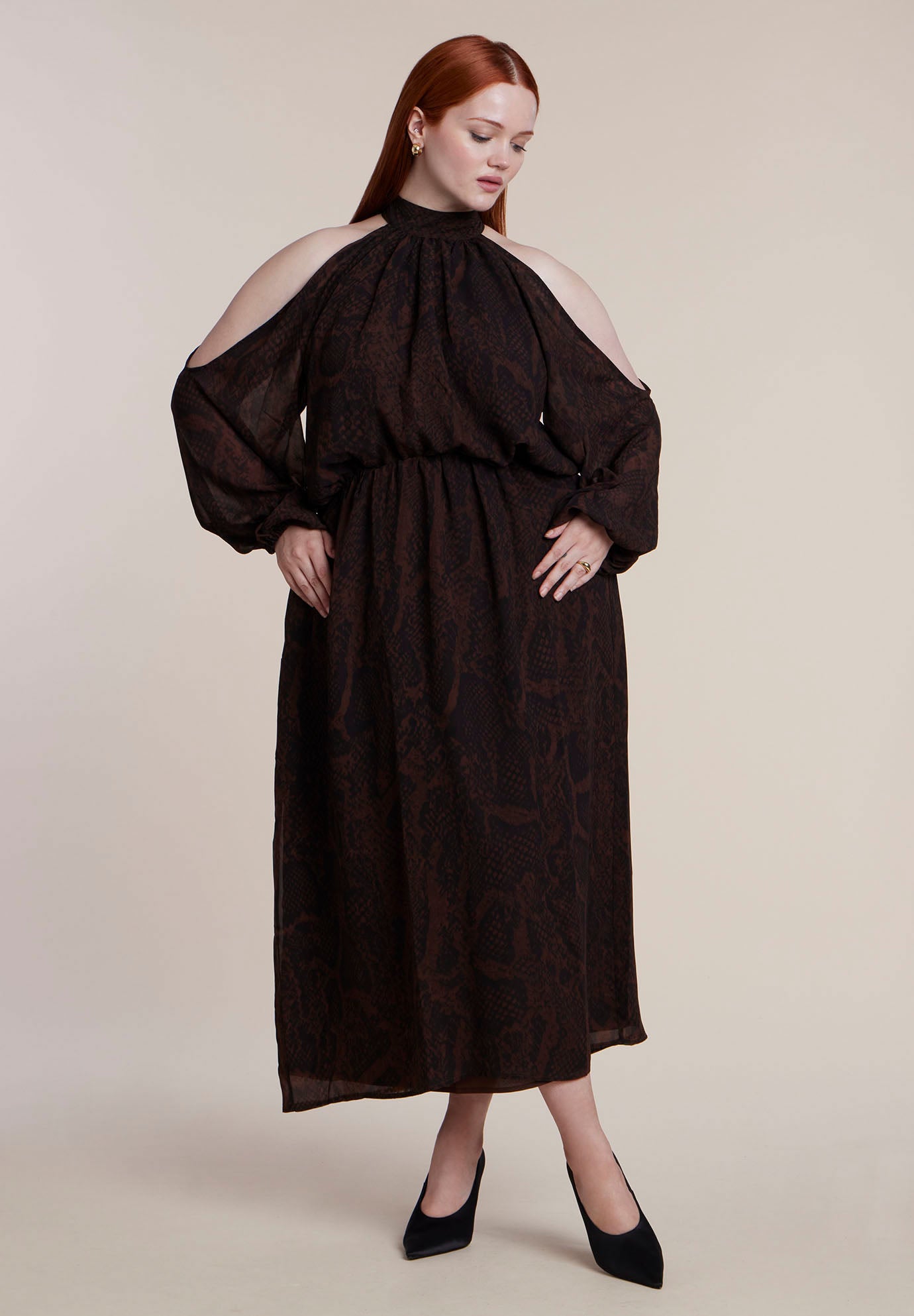 Cold-Shoulder Chiffon Maxi Dress image number 2