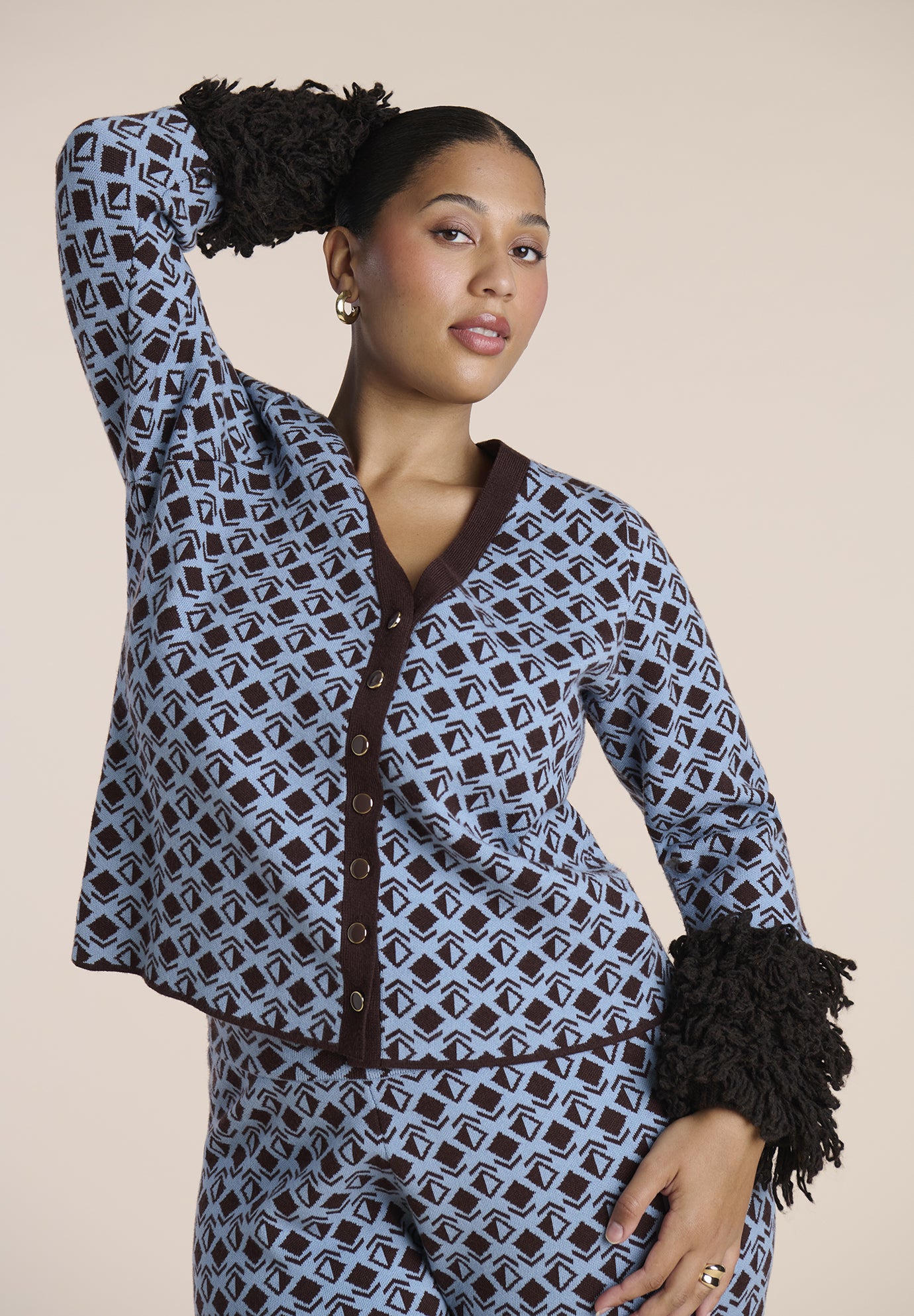 Textured Cuff Cardigan image number 4