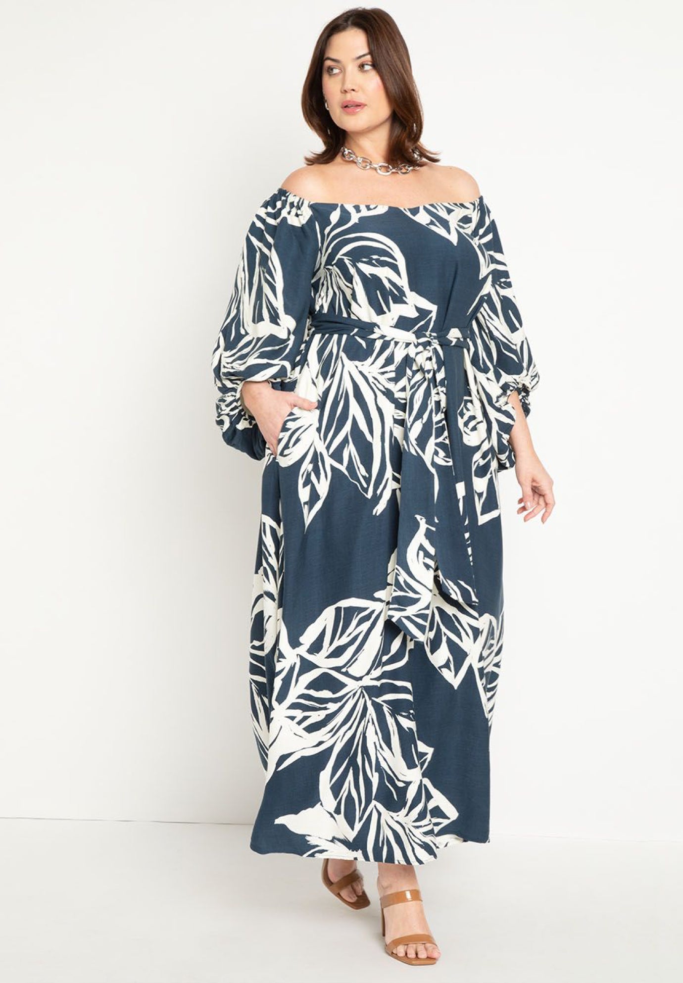 chinese dress ladies Women Plus Size Solid Red Off-Shoulder Neck Cold-Shoulder Sleeve Thigh-High  Slit Flared Maxi Dress main image 1