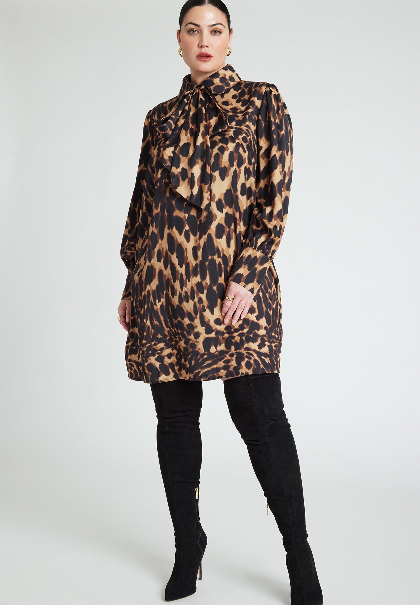 Parnika Lace Detailed Leopard Mini Dress