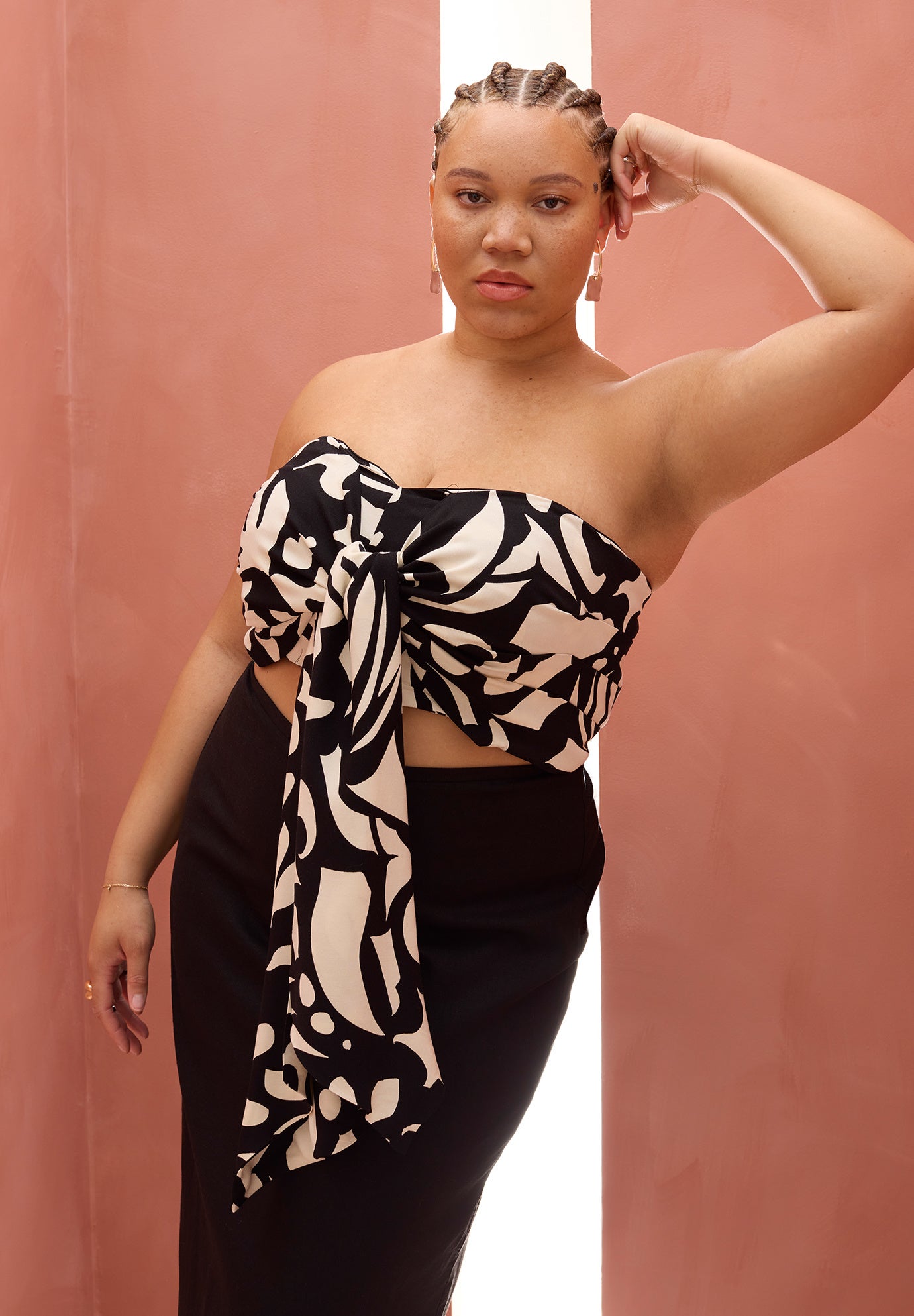 Tie Front Scarf Top - Sweetheart Neckline Crop, Abstract | Eloquii