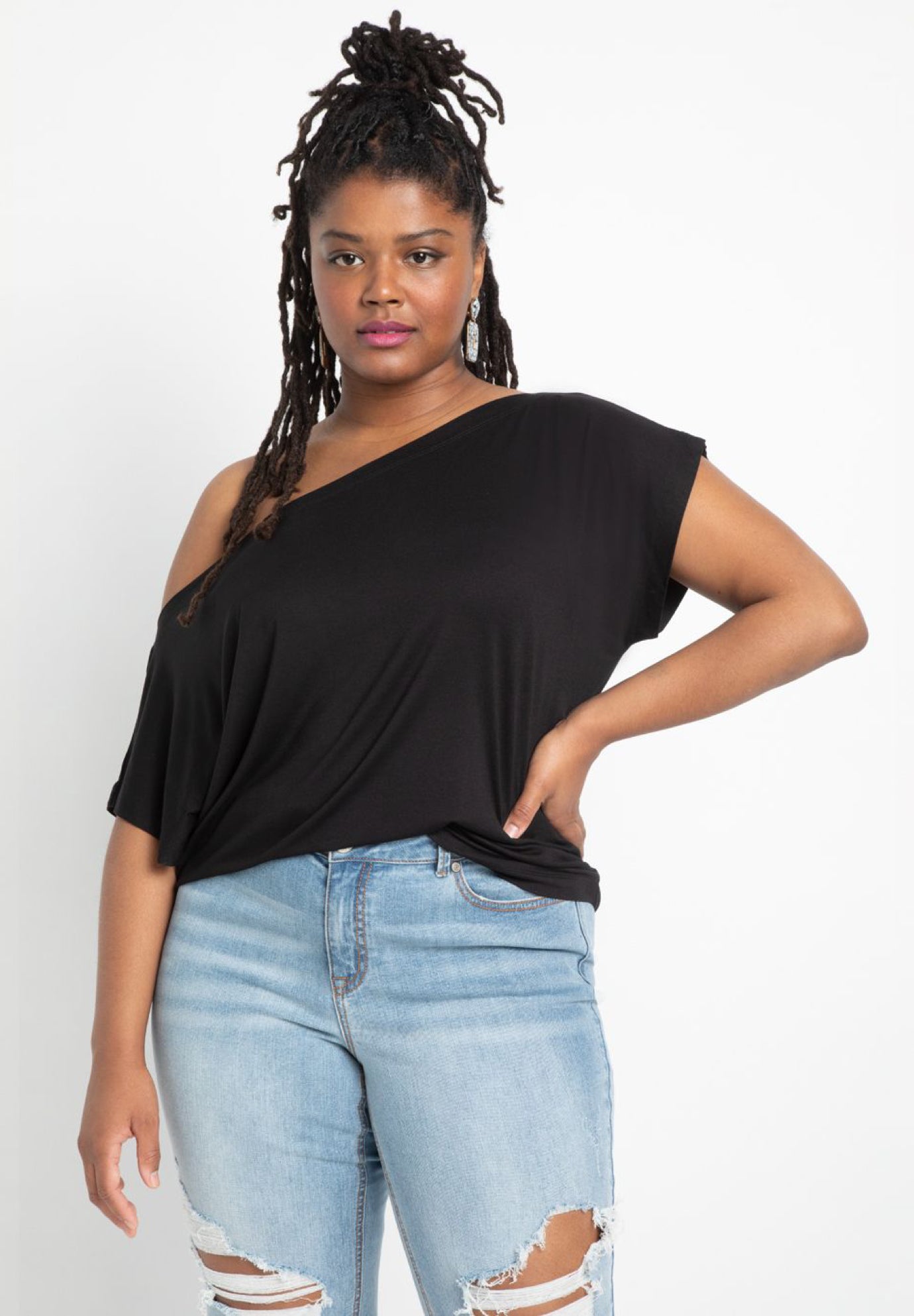 Plus size off 2025 the shoulder t shirt